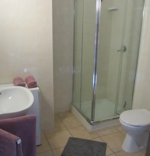 Apartmentslagodicomo 公寓