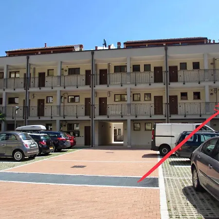 Apartmentslagodicomo شقة Acquaseria